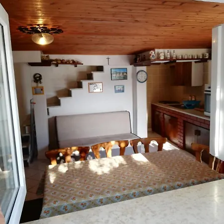 Edi Pogana Apartamento *