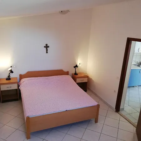 Edi Pogana Apartamento Punta Križa